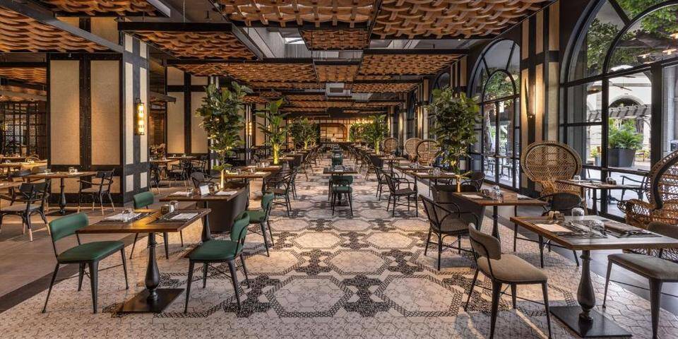 restaurant