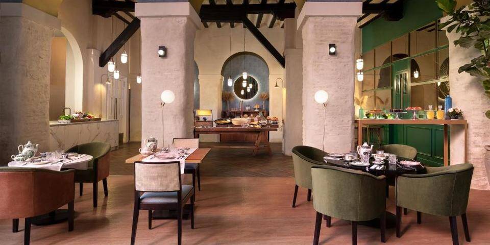 restaurant