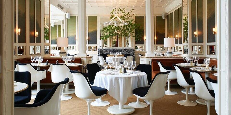 restaurant