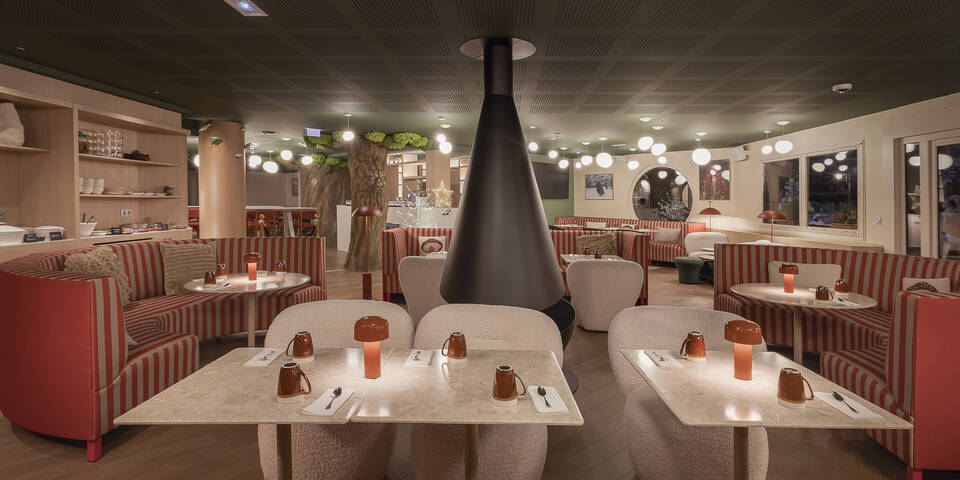 restaurant