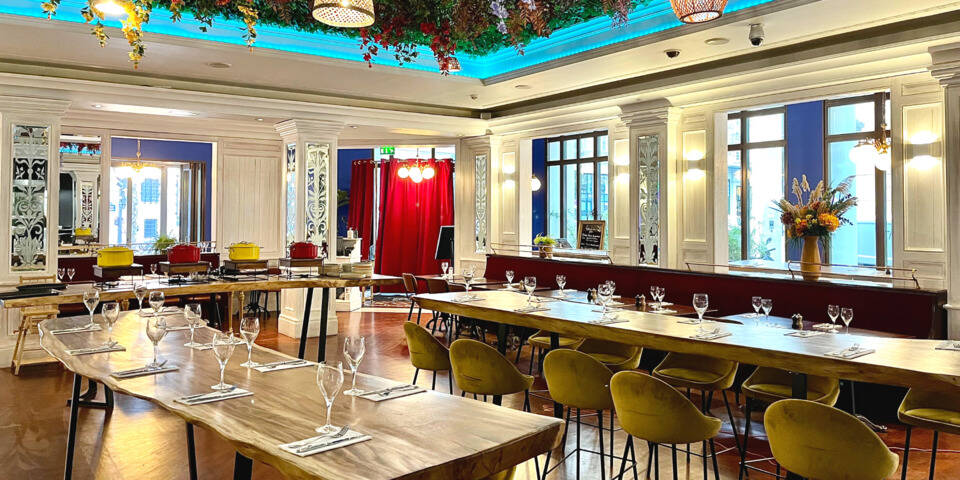 restaurant