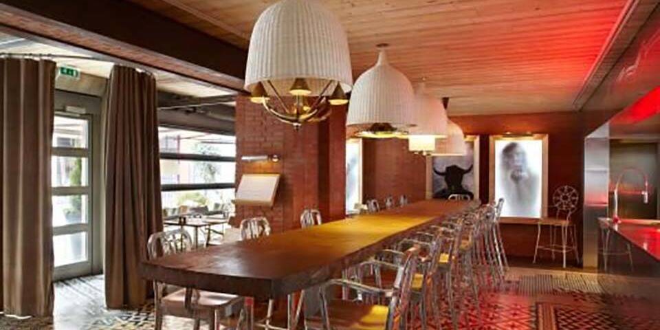 restaurant