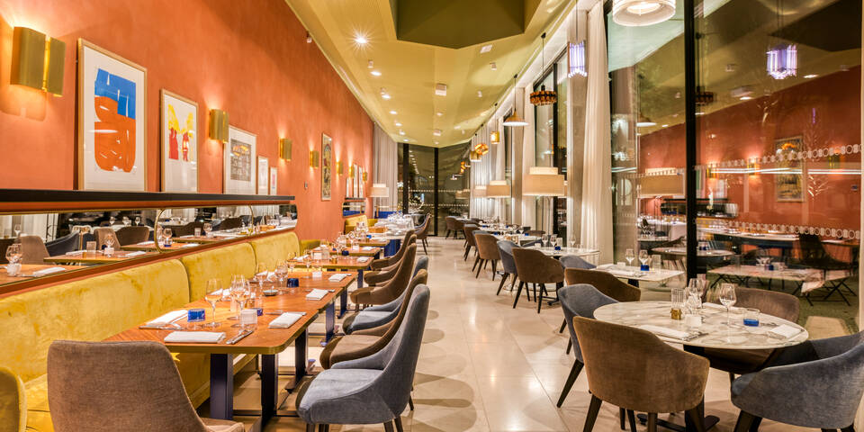 restaurant
