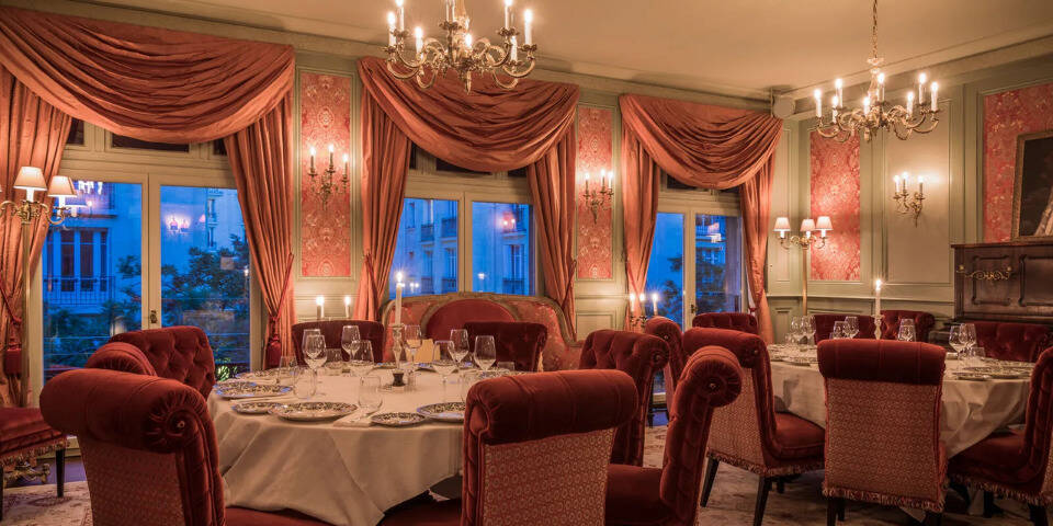 restaurant