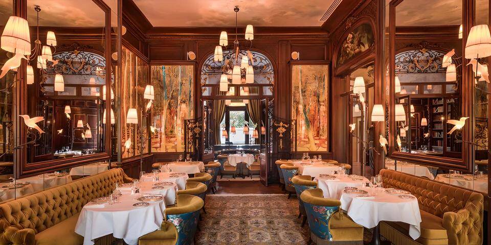 restaurant