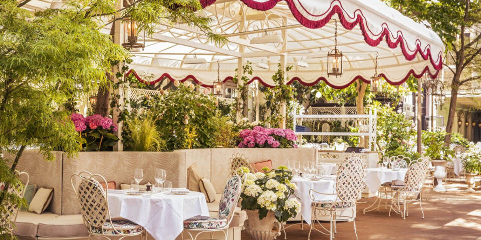 restaurant