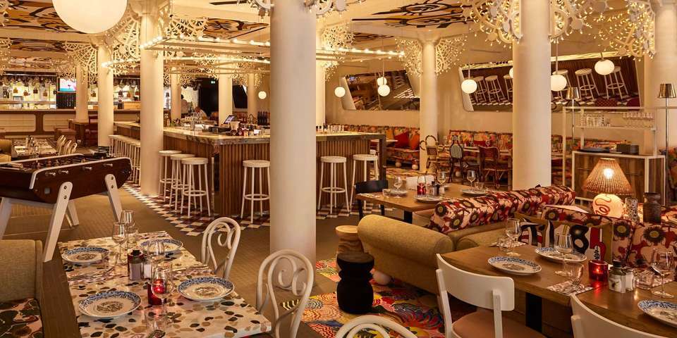 restaurant