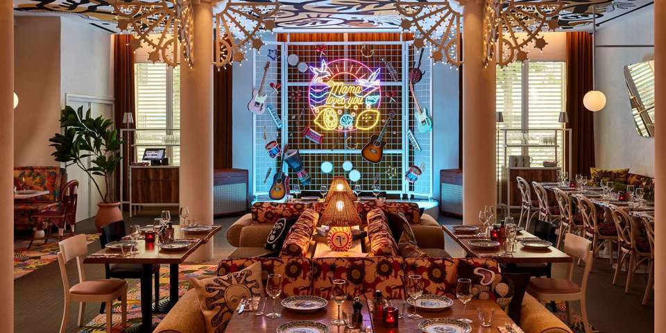 restaurant