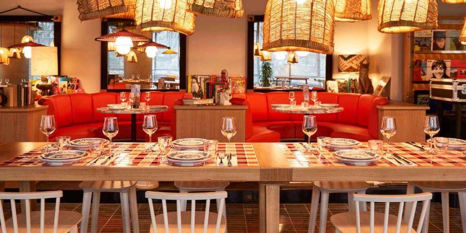 restaurant
