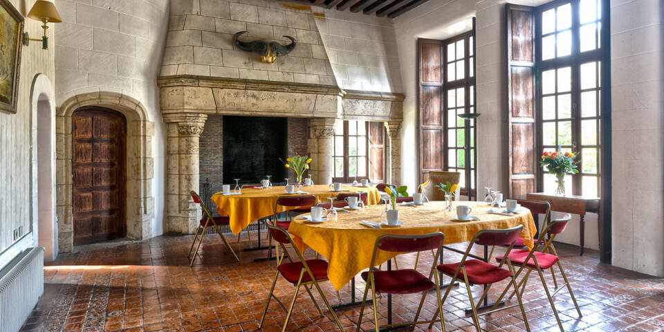restaurant