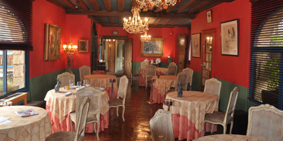 restaurant