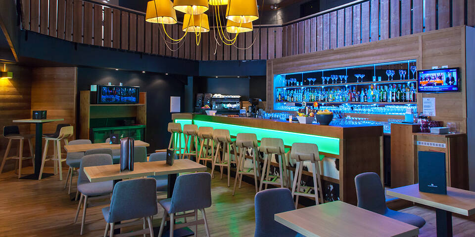 restaurant