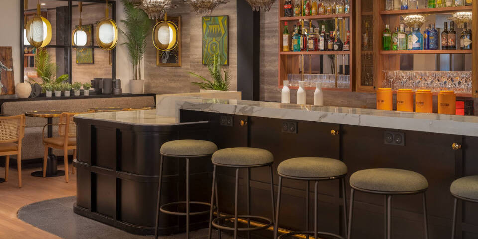 restaurant