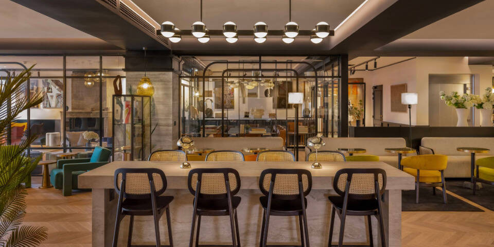 restaurant