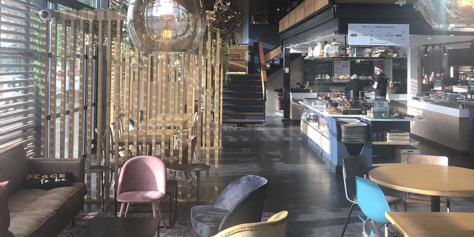 restaurant