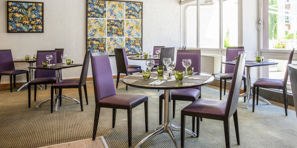restaurant
