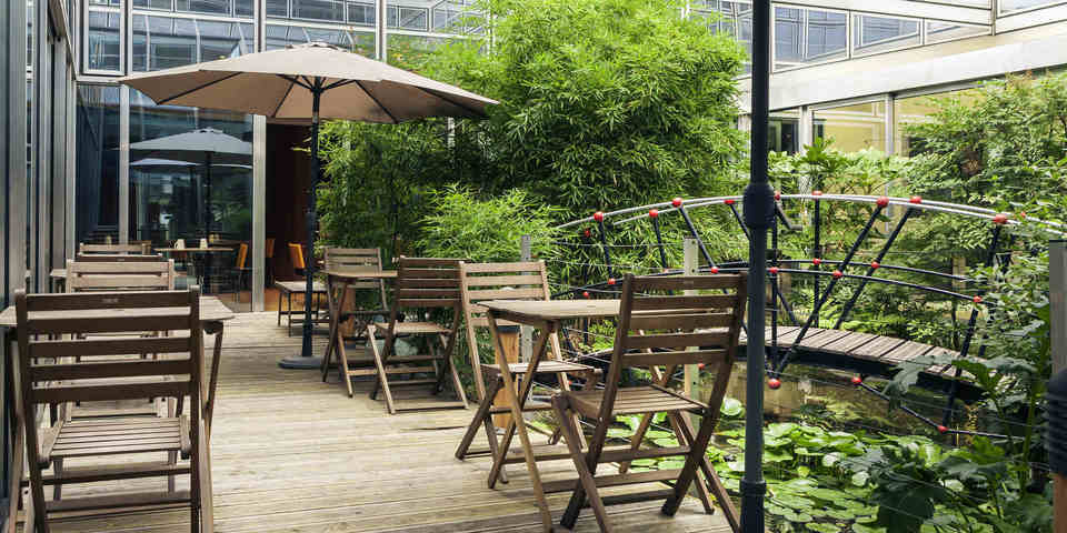 restaurant