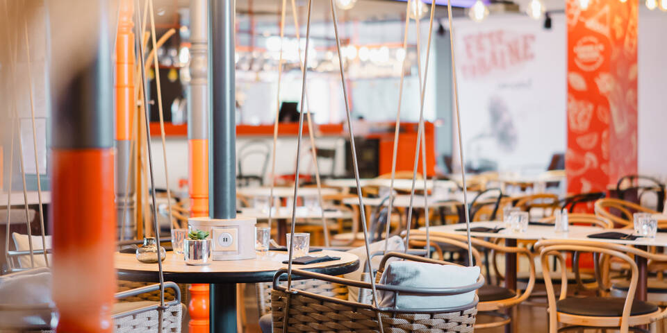 restaurant