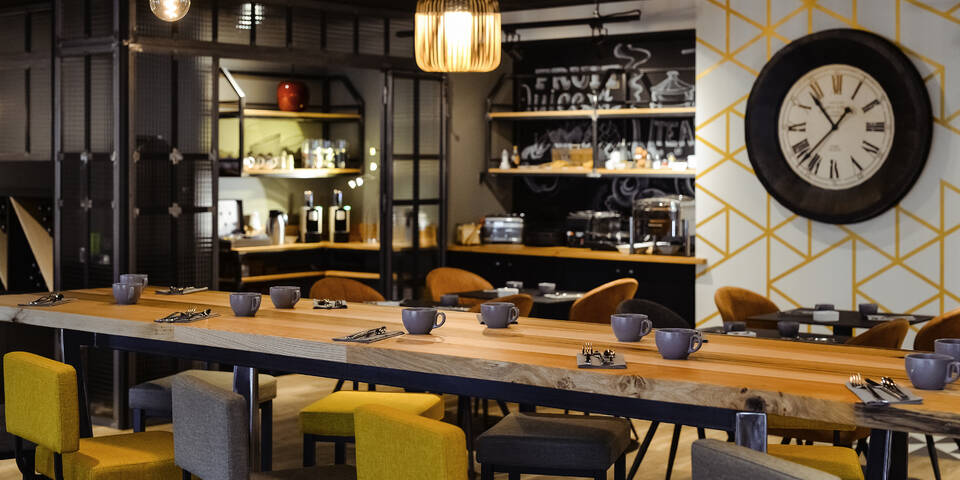 restaurant