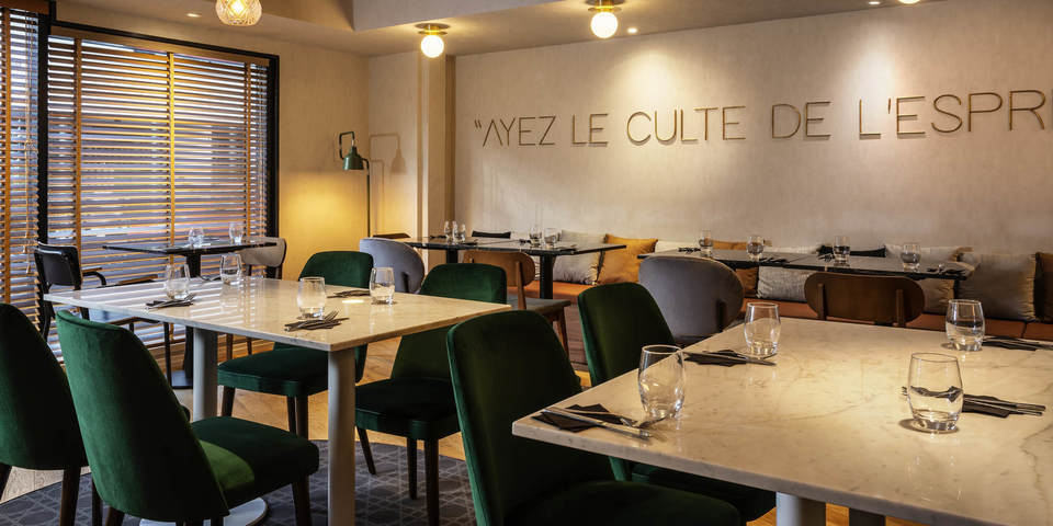 restaurant