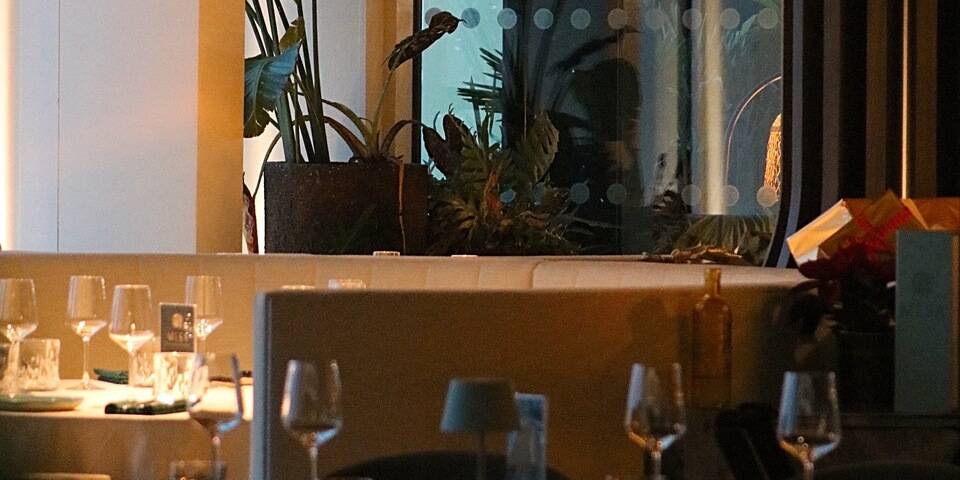 restaurant