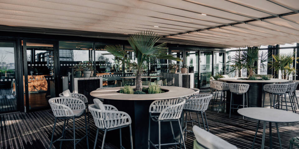 restaurant