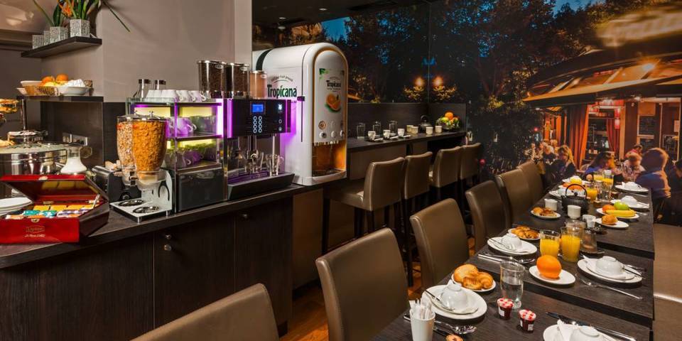 restaurant