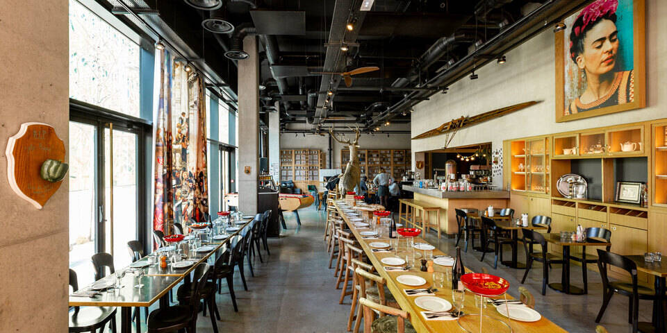 restaurant