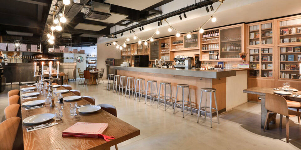 restaurant