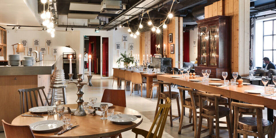 restaurant