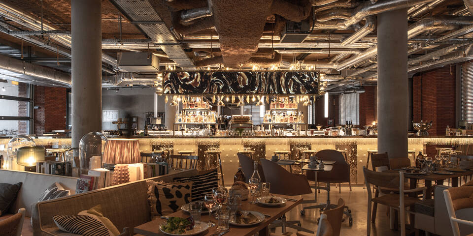 restaurant