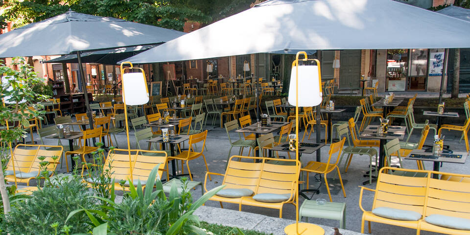 restaurant
