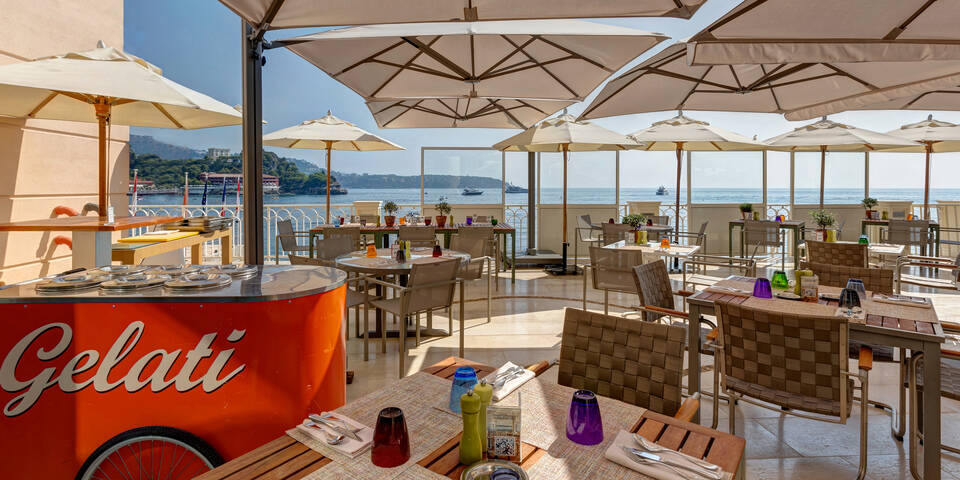 restaurant