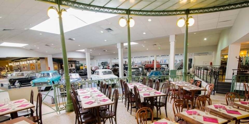restaurant