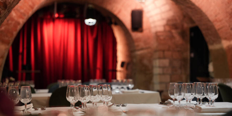 restaurant