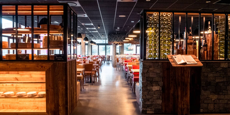 restaurant