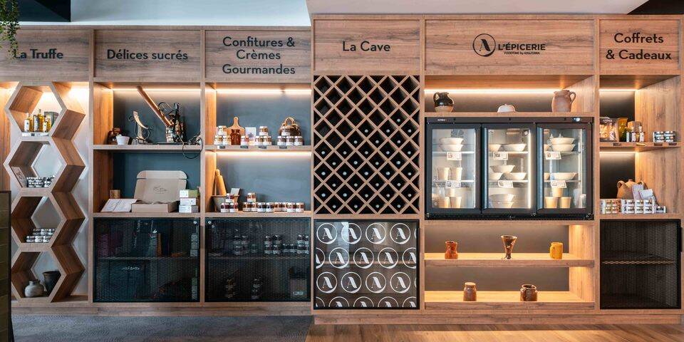 restaurant