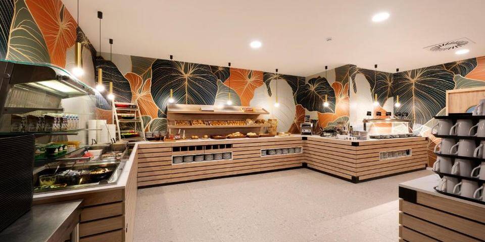 restaurant
