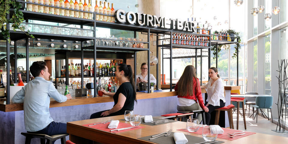 restaurant