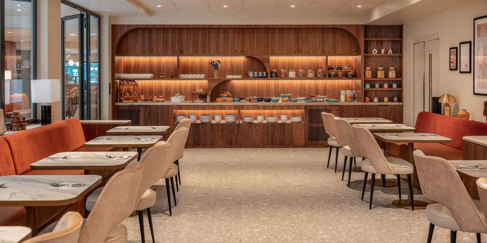 restaurant