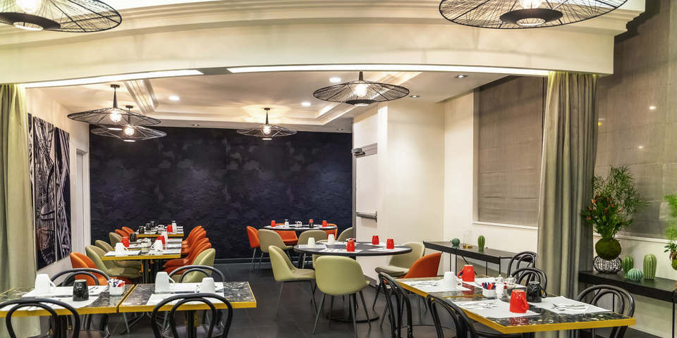restaurant