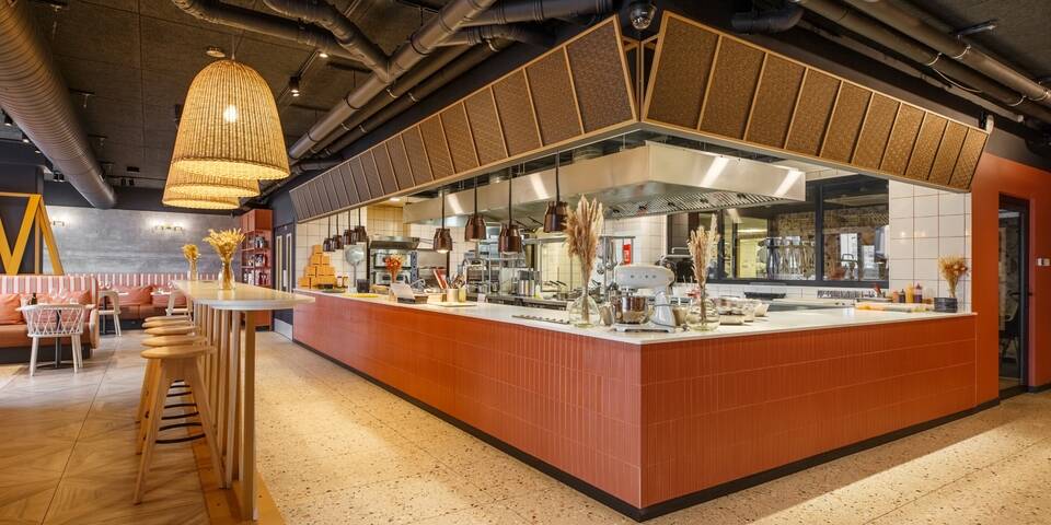restaurant