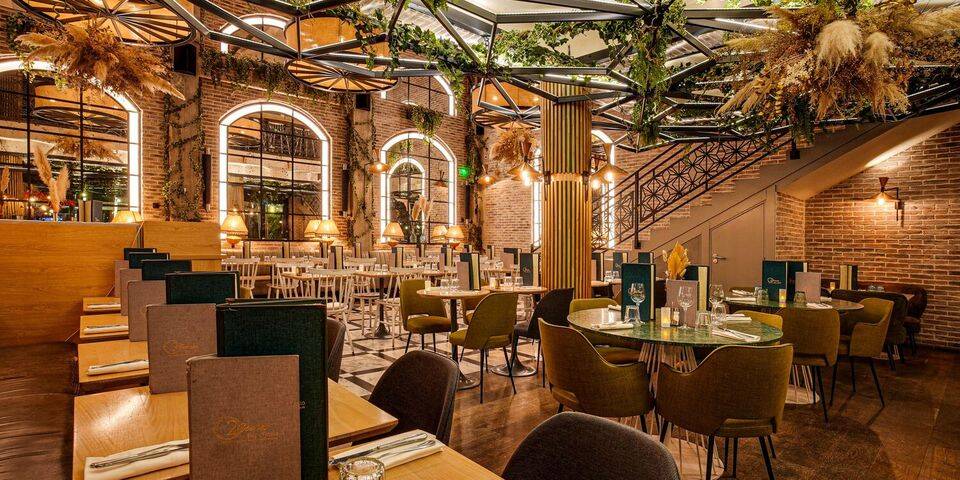 restaurant
