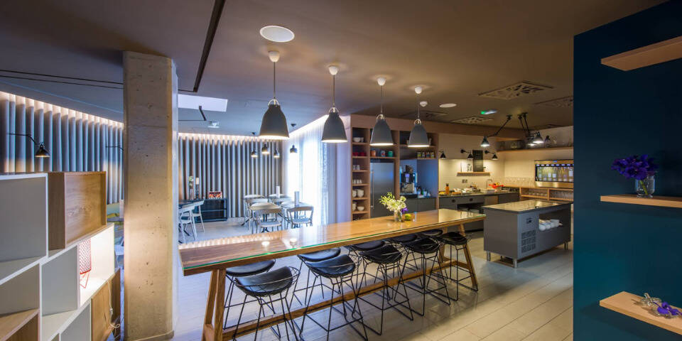 restaurant
