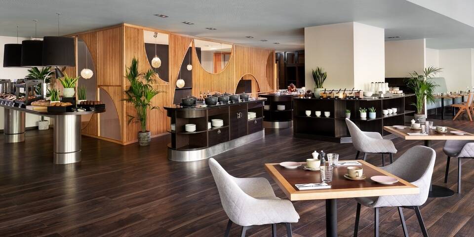 restaurant
