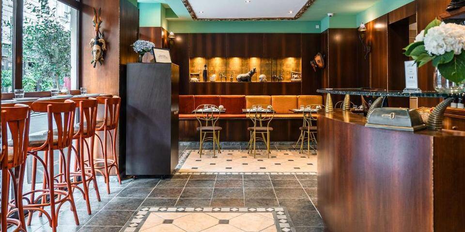 restaurant