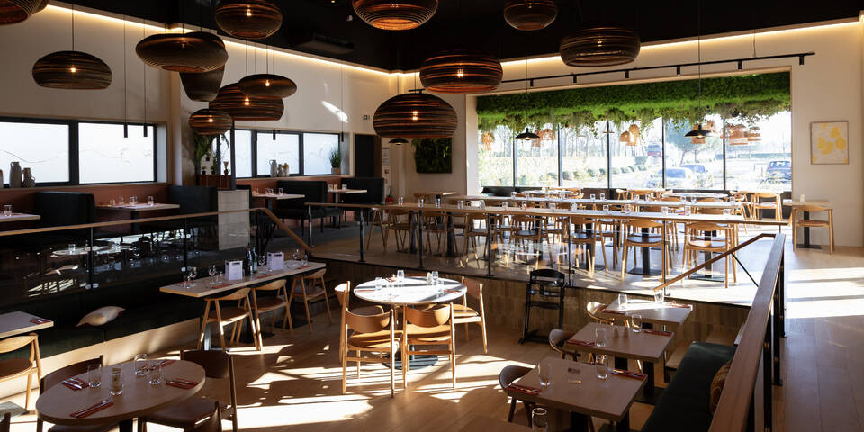 restaurant