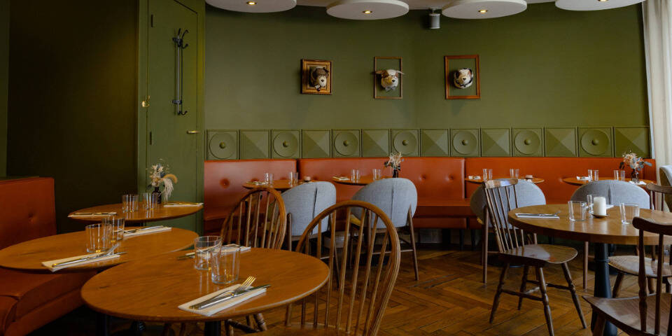restaurant