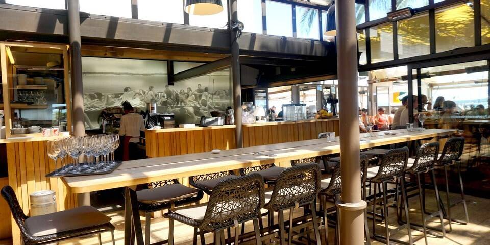 restaurant