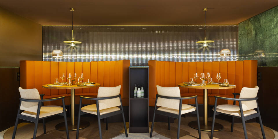 restaurant